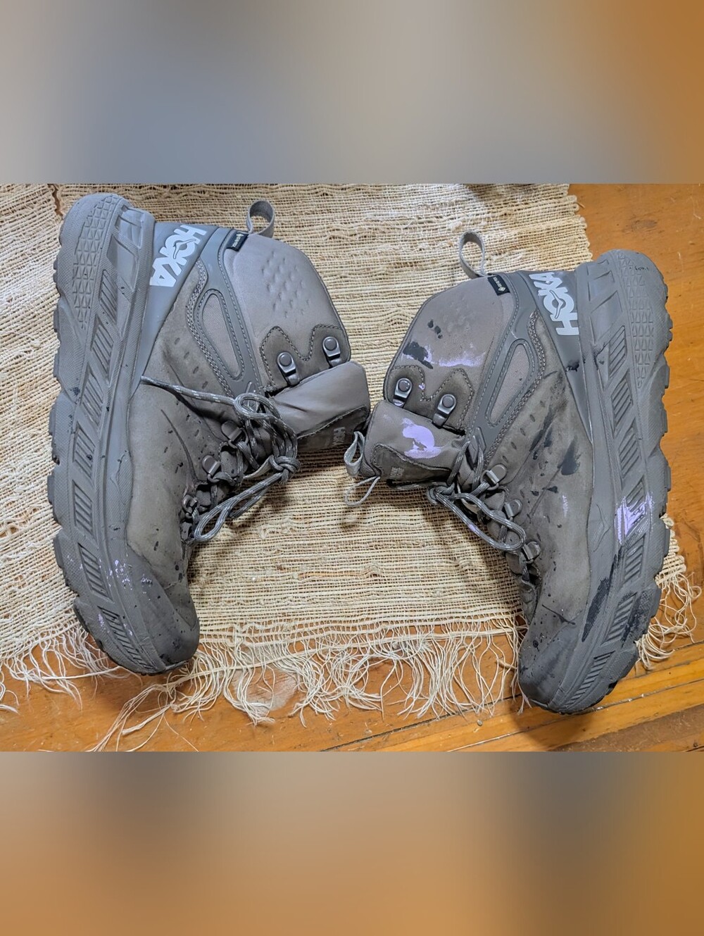 Hoka One One Stinson Mid Gore-Tex Hiking GTX Boots Gray Men's PAINT STAINS